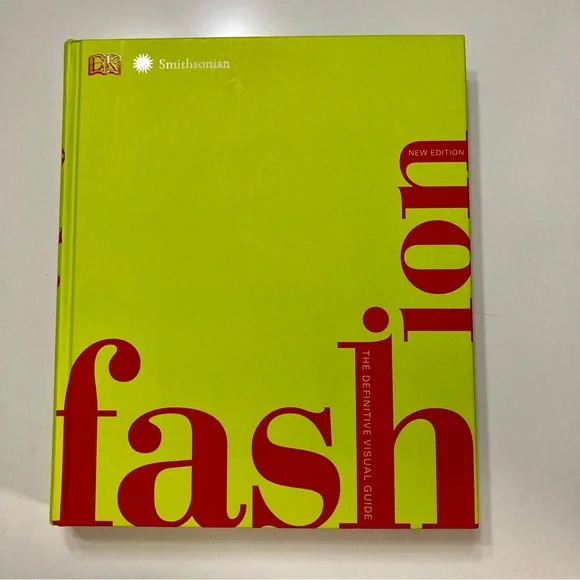 DK/Smithsonian FASHION Coffee Table Book - Picture 1 of 14
